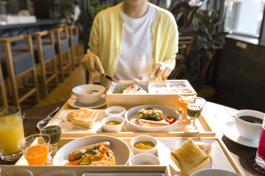 【ご朝食】見た目も鮮やかな「モーニングボックス」に広島の食材を活かし、シェフのこだわりをギュッと凝縮