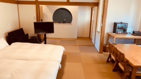 【禁煙】山側ツイン　セミダブルベッド2台付　一番広い客室