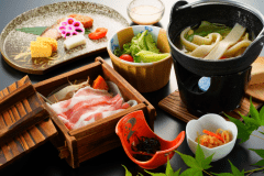 別府 豊泉荘【ご朝食】大分の郷土料理「団子汁」や宿名物の「極楽蒸し」をご堪能ください。