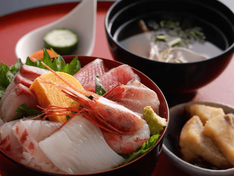 【ビジネス応援！※訳あり】＜1泊2食付き＞夜は気軽に海鮮丼セット！チェックイン17時まで