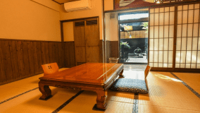 和室10〜12畳　お庭に広々客室露天風呂付