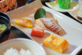 朝食