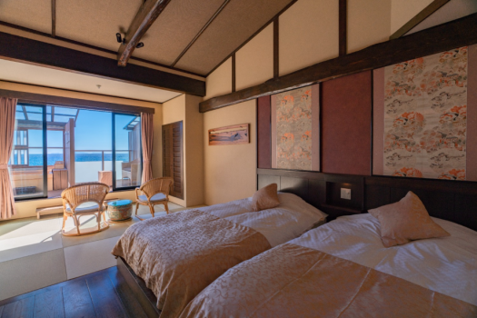 【河津浜一望 レトロモダン客室】温泉掛流し露天風呂
