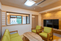 かけ流し温泉付【和室ベッド】16畳 北向観音ビュー