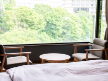 *【和洋室】お布団とツインベッドをそれぞれ備え、最大6名様までご宿泊いただけます。