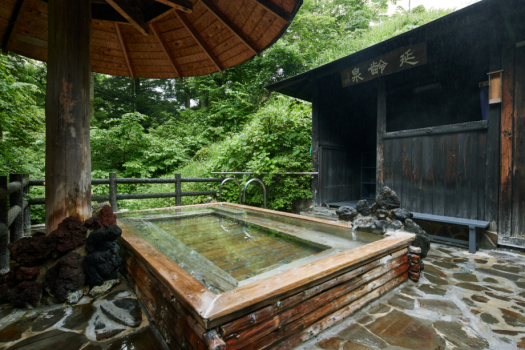 露天風呂（檜ノ湯）