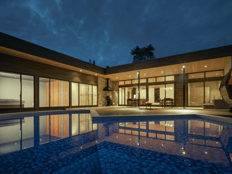 【素泊まり／ルームチャージ】自由に持ち込み｜一棟料金プラン（温泉・サウナ・プール・焚き火）