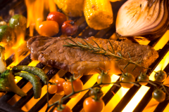 【1泊2食・1人当たり料金】グランピングBBQプラン～甲州牛ステーキや湧水育ちの新鮮野菜など山梨の美食をまるごと愉しむグルメグランピング~