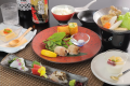 【 ホテル棟 】地元食材を使った夕食コース（2食付）■選べるメインプラン■