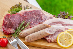 ≪いぬやど会員限定≫会員限定で10％OFF！淡路牛などの地元の厳選食材を活かした豪華グランピングBBQ。宿泊は天然温泉露天風呂付の大空間ラグジュアリーコテージで【1泊2食】