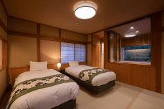 最高級の素材を使用している「シモンズ」のベッドで、心も身体もほぐれる至福のひとときを♪　和洋室301