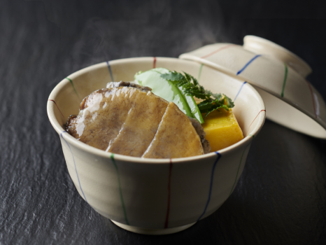 【質会席】あわびの柔煮（一例）