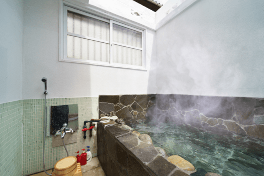 湯布院　駅前宿　花鳥風月