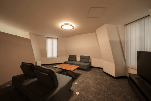 Tsumugi Hita Central Base