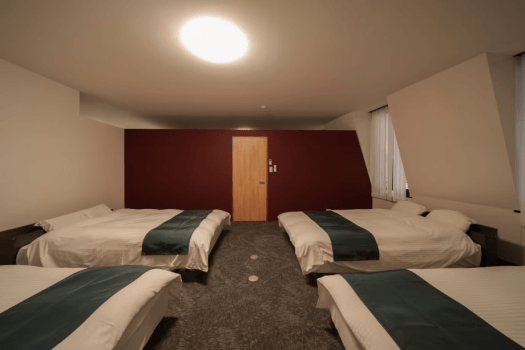 Tsumugi Hita Central Base