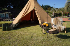 キャンプサイト