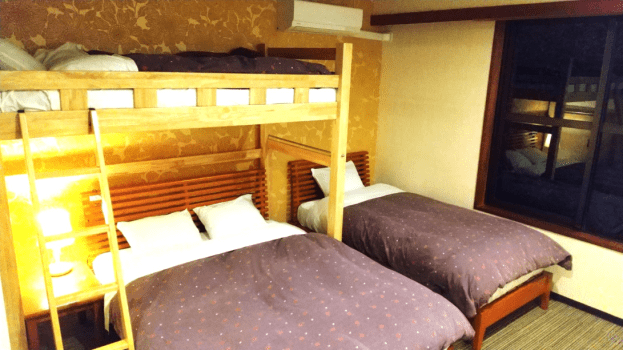 Family ensuite room with Mountain view