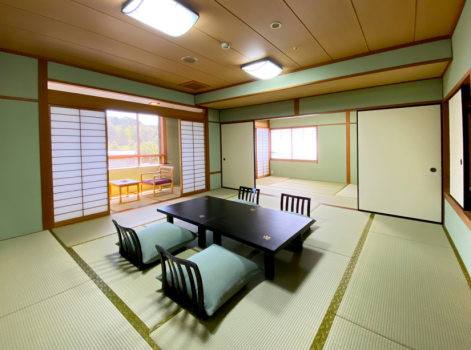 和室２０畳【日本庭園側】