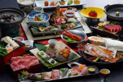 【極上会席】大人の贅沢旅!料理長厳選食材を使った当館最高級会席を個室食事処で堪能! 【極上会席】大人の贅沢旅!料理長厳選食材を使った当館最高級会席を個室食事処で堪能!