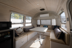 客室内装（エアストリーム）