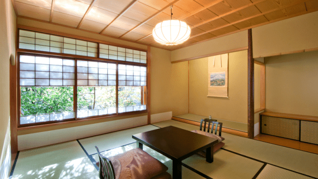 篝火「庭は生きた建築・1本1本の枝ぶりまで考え緑豊かな京都・庭の木々ともに数寄屋を楽しむ」