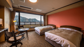 【ツインルーム】【クラシカル・モダン洋室】 シャワーブース・洗面・トイレなどリニューアル！快適にお過ごしいただけます