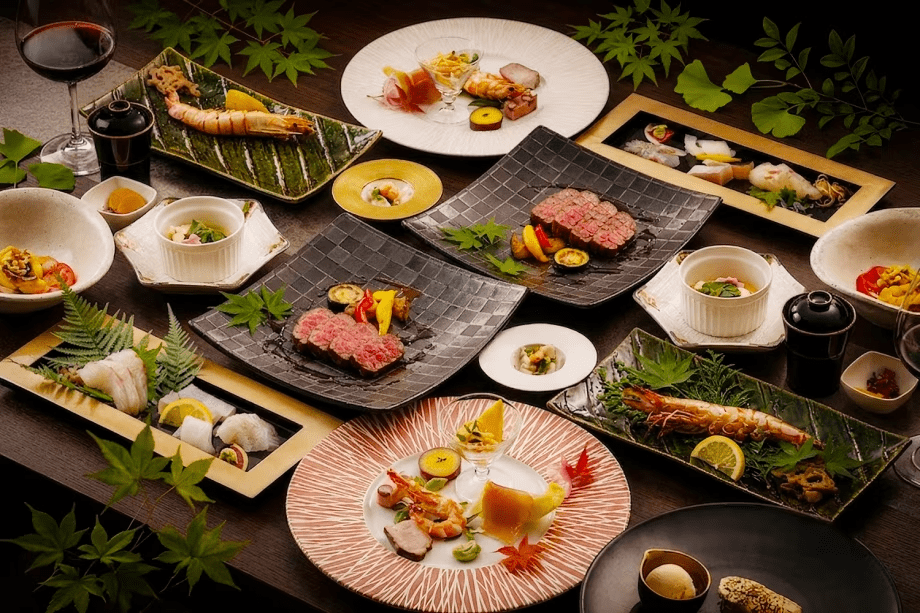 【肥後プレミアム会席】希少な「あしきた牛ヒレステーキ」をはじめ、料理長が厳選した地元食材&rdquo;を贅沢に。目にも美しく、五感で楽しむひとさら
