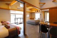 ■プレミアムスイート［温泉露天風呂＆リビング付／88平米］■別荘に住まうかのような広々とした空間