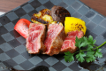 【あしきた牛ステーキ】熊本が誇る銘牛“あしきた牛”を絶妙な焼き加減で仕上げた至福のひとさら。