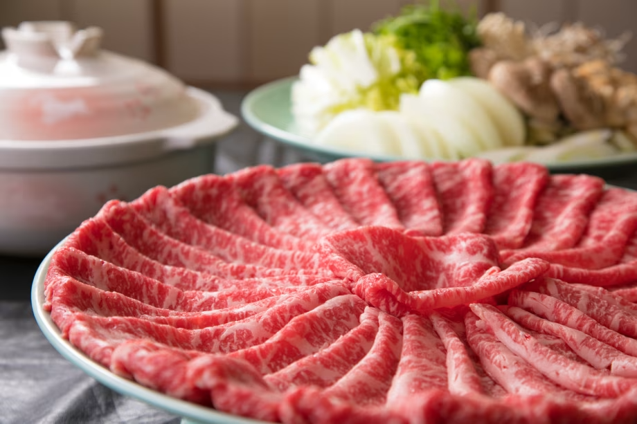 グループ会社自社牧場直送の鹿児島黒牛をご堪能頂けます