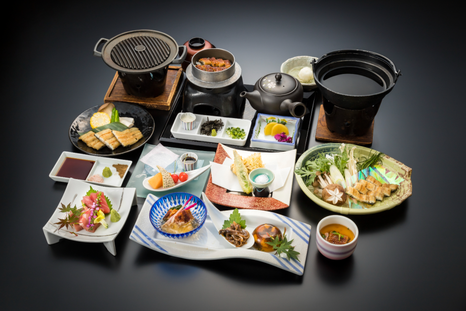 [1 night, 2 meals premium kaiseki] ◆ Eel kaiseki plan ◇ Enjoy eel using one and a half domestic eels ◆ Dinner venue is left to the inn ◆