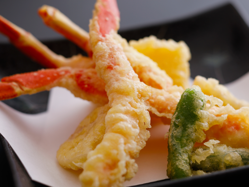 【蟹の天ぷら】「熱々！ふっくら！サクサク！」蟹の“甘み、香り、食感”をさらに堪能したい方におすすめ！