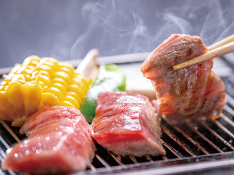 【初夏の新定番】京丹後イカ 漁火〜ISARIBI〜２大メインを堪能！『白イカ姿造り』と『和牛ステーキ』付き会席料理で贅沢に！