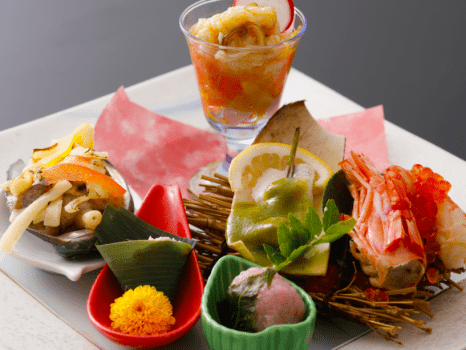 【会席料理】［一品イメージ］【地元食材を中心に、素材の旨みを最大限に活かしたお料理を提供。