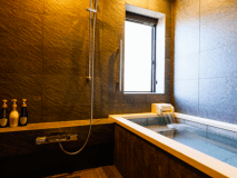 【夕潮・夕凪／バスルーム】森林浴をしているような爽やかな香りと共に日頃の疲れを癒してください。