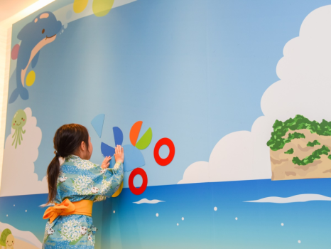 *【こどもひろば】マグネットボードでお子様も夢中になって遊べます♪