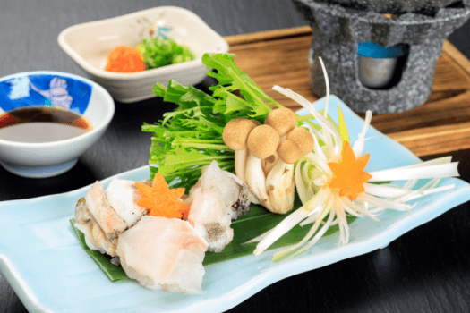 【クエ小鍋】クエの旨みが染み込んだお出汁は絶品♪クエ料理の定番です。 【クエ小鍋】クエの旨みが染み込んだお出汁は絶品♪クエ料理の定番です。