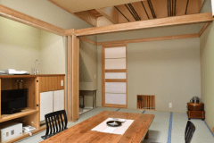 山側ロフト付き和室