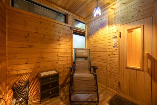 【トトノイ3】照明にもこだわったサウナ＋外気浴スペース