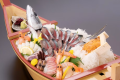料理-海鮮会席-３名様からのご利用は船盛でもご用意できます。