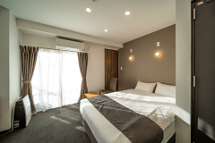 ダブルベッドルーム