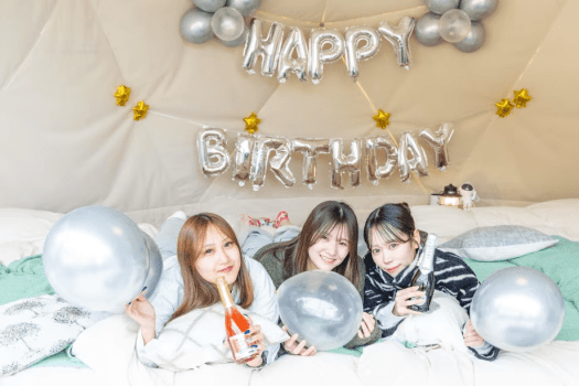 【4月限定/最安値SALE】〈1名13,800円〜〉&rdquo;1名2,000円OFF&rdquo;など✨3大特典でお得に贅沢グランピング〈素泊まり〉