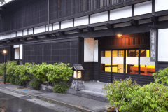 一泊夕食付（朝食無し）