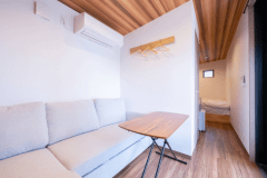 【ファミリーコテージ】2段ベッド1台＋ダブルベッド1台＋リビングルーム