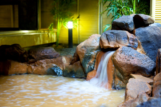 露天風呂（つづみの湯）