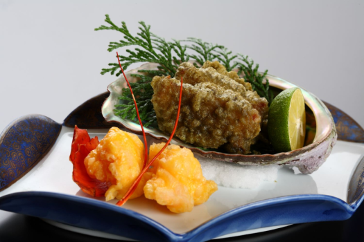 豪華食材の饗宴（鮑友揚げ・伊勢海老黄身揚げイメージ）
