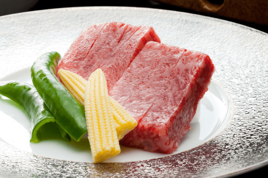 [In-Room Dining] "A5 Rank Premium Kobe Beef Kaiseki Course" - A meal plan centered around Kobe beef dishes, including seasonal kaiseki cuisine, teppanyaki, and shabu-shabu.