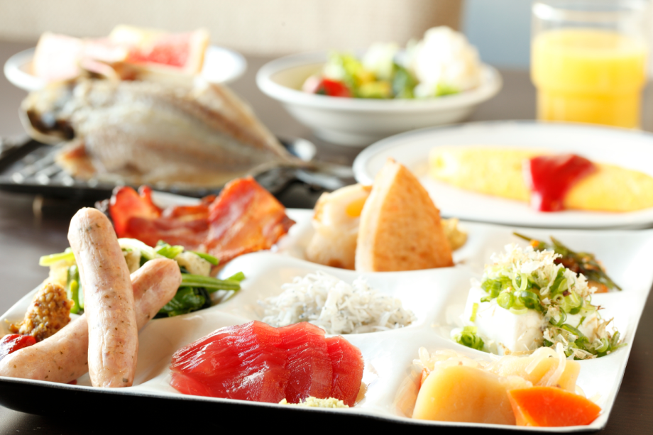 【明治館の朝食★お食事処・共楽】ブッフェスタイルが復活!和洋の料理をお好きなものを思う存分に! 【明治館の朝食★お食事処・共楽】ブッフェスタイルが復活!和洋の料理をお好きなものを思う存分に!