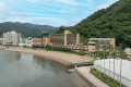 【リニューアルした外観】駿河湾フェリー場側からの眺望。弓なりの美しい土肥海岸は目の前です。 【リニューアルした外観】駿河湾フェリー場側からの眺望。弓なりの美しい土肥海岸は目の前です。