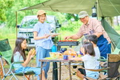 《キャンプ》自動車乗り入れOK！乗り入れフリーサイト